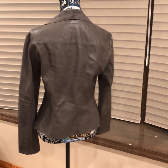 Jacket - Picture 3 of 6